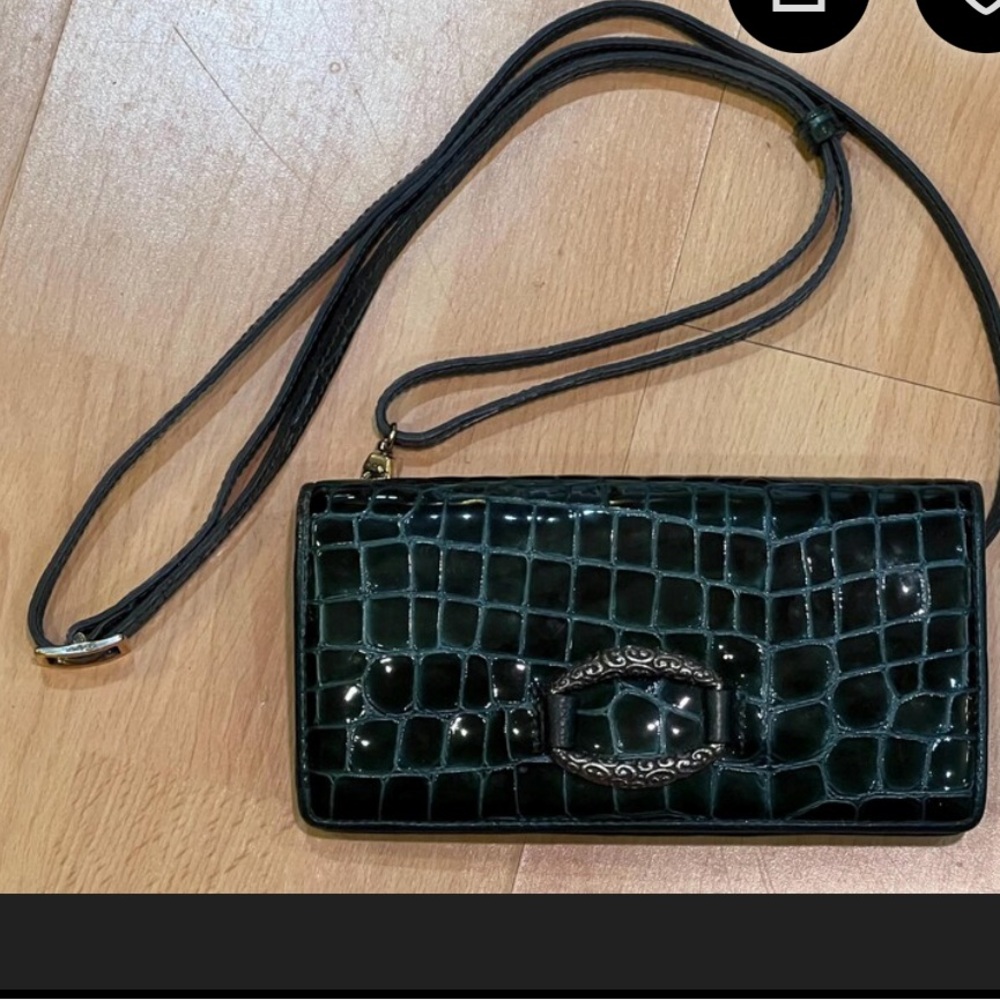 Brighton Emerald Reptile-Inspired Accessory - Picture 2 of 11